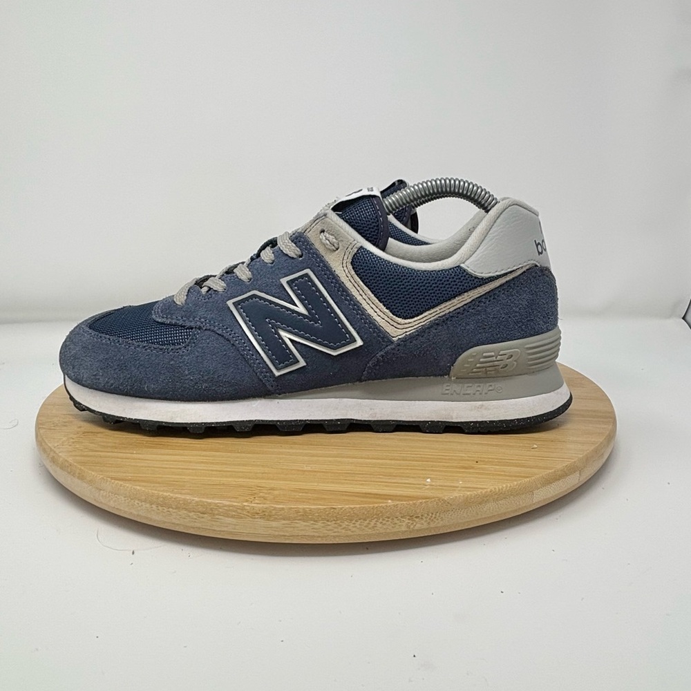New Balance 574 "WL574EVN" Navy Suede Running Shoes! Size 9.5 Women’s